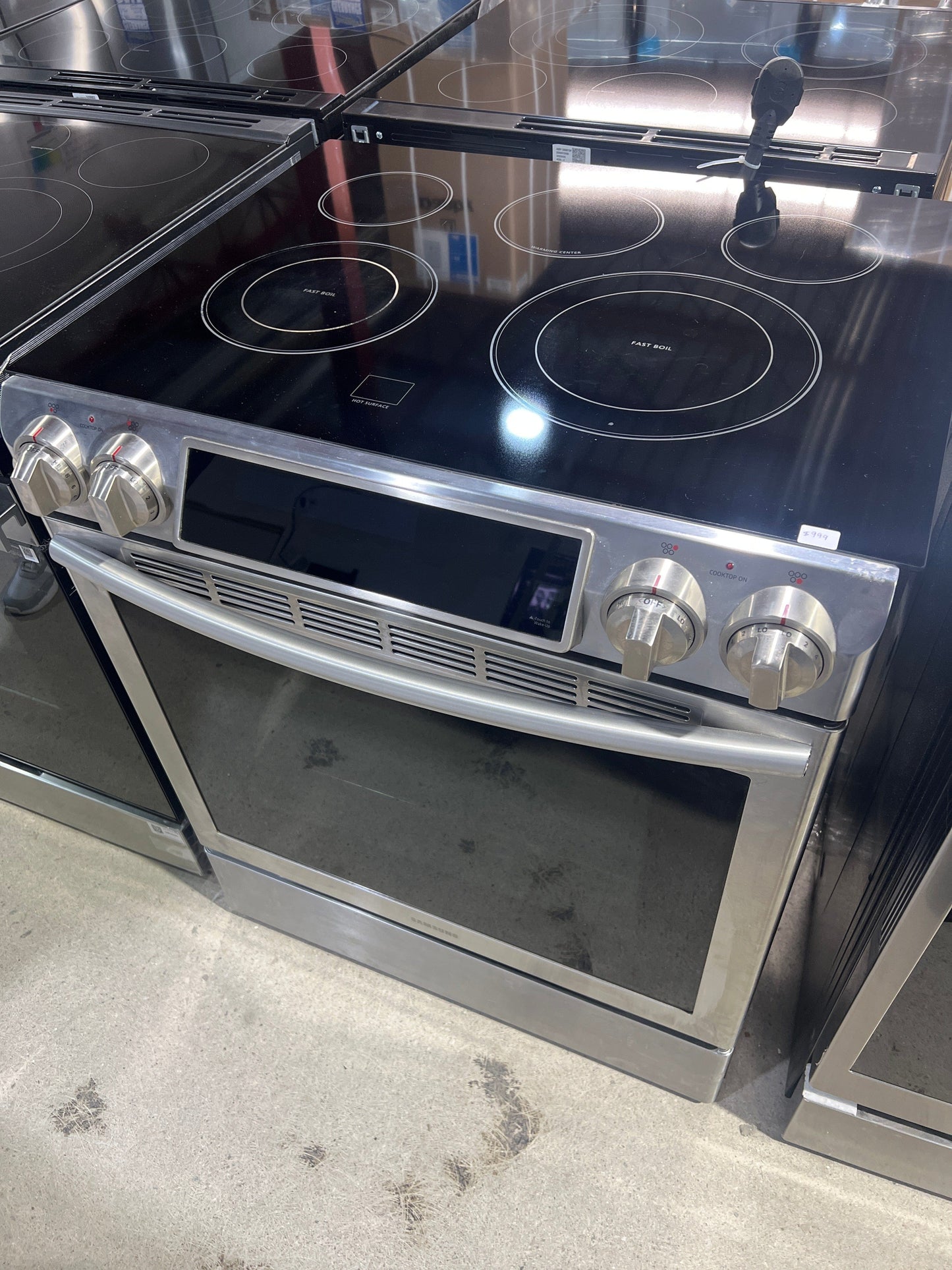 Samsung NE58F9500SS - NE58F9500SS/AC Electric Range, Electric, 30 inch Exterior Width, Self Clean, Convection, 5 Burners, 5.8 cu. ft. Capacity, Storage Drawer, 1 Ovens, Stainless Steel colour Refurbished