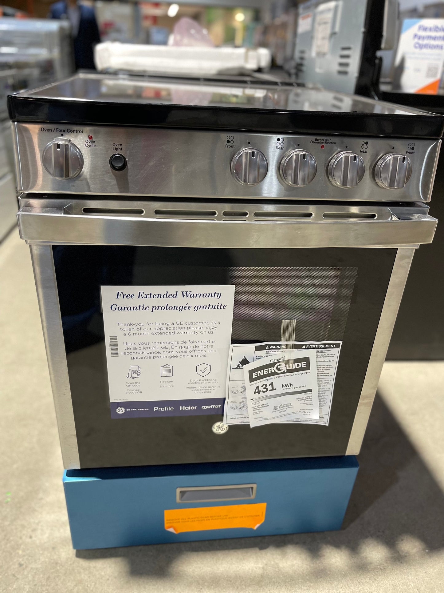 GE JCAS640RMSS Range, 24" Exterior Width, Electric Range, Glass Burners (Electric), 4 Burners, 2.9 cu. ft. Capacity, Storage Drawer, 1 Ovens, 2000W, Front Controls, Stainless Steel colour