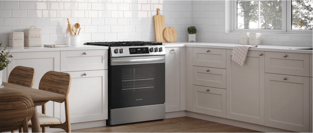 Frigidaire FCFG3062AS Range, Gas Range, 30 inch Exterior Width, Self Clean, 5 Burners, 5.0 cu. ft. Capacity, Storage Drawer, 1 Ovens, Stainless Steel colour