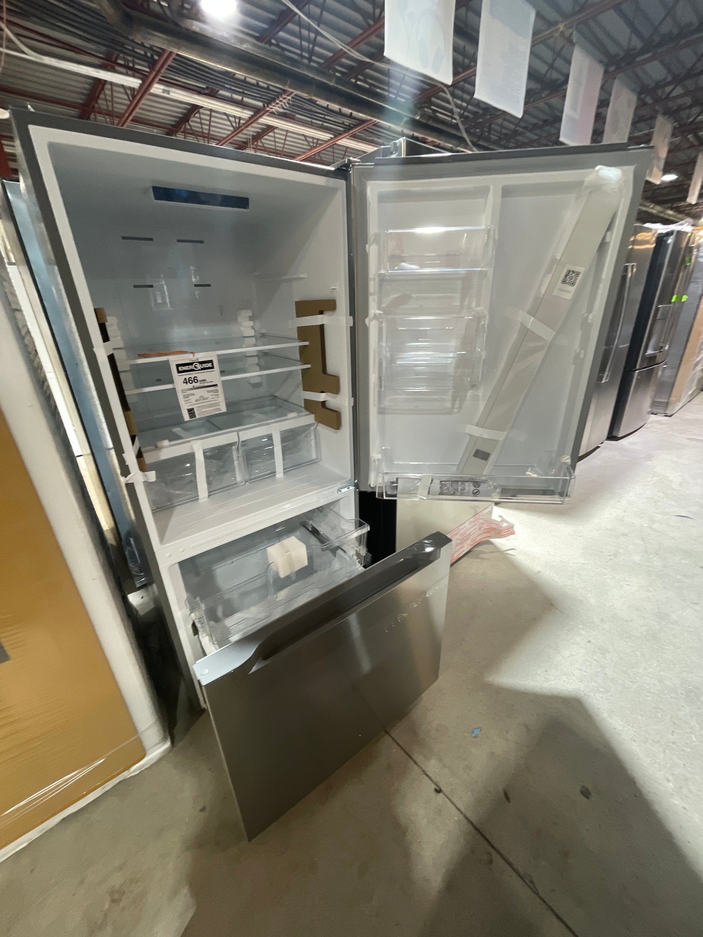 Moffat 18.6 Cu. Ft. Bottom Mount Refrigerator Stainless Steel - MDE19DSNKSS